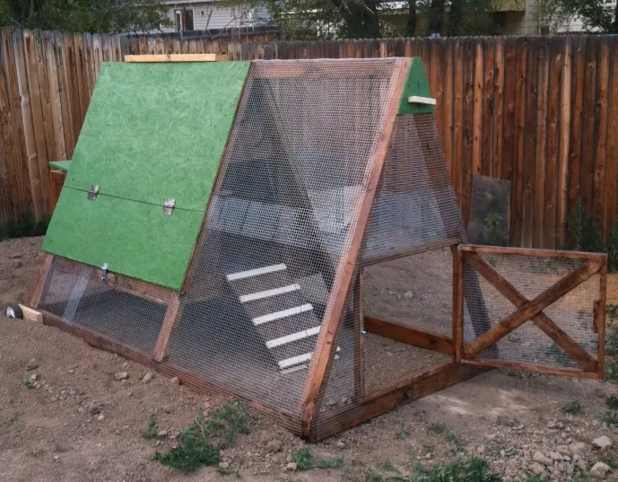 Backyard Tractor - A-frame chicken coop plan