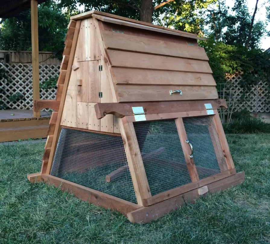 Charming Shiplap - A frame chicken coop plan